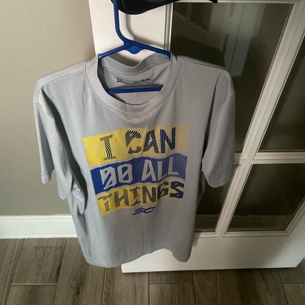 Under Armour youth XL SC t shirt